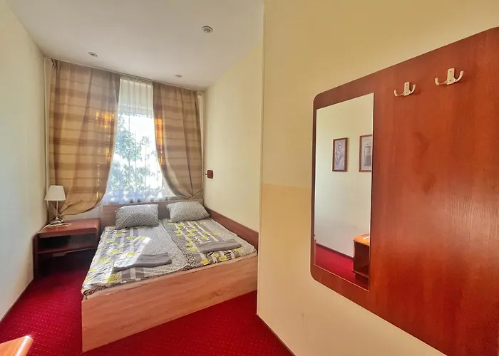 Fry House Hostel - 15Min To Dworzec Zachodni, 5Min To Klub Progresja Warsaw